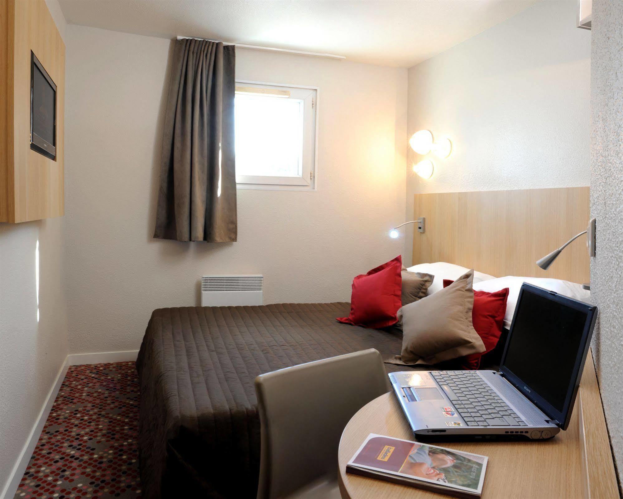 Welcomotel Les Mureaux Luaran gambar