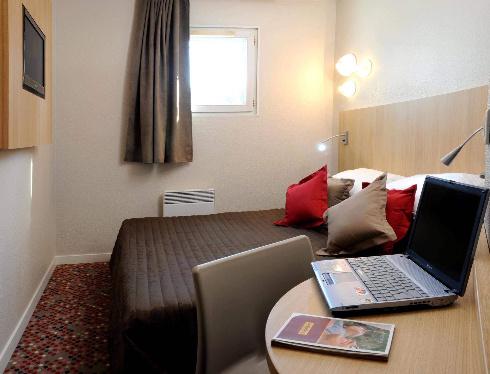 Welcomotel Les Mureaux Luaran gambar