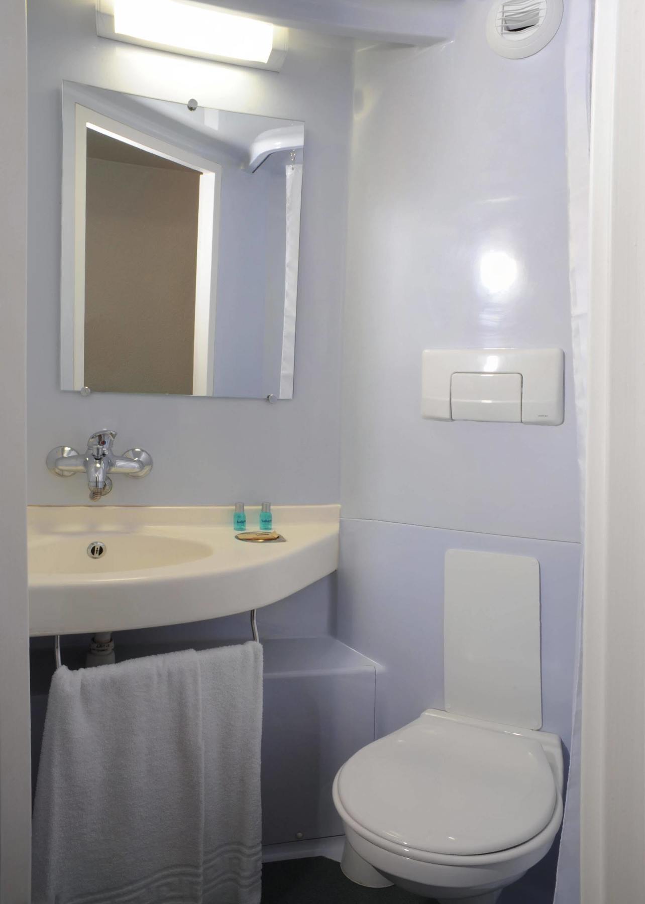 Welcomotel Les Mureaux Luaran gambar